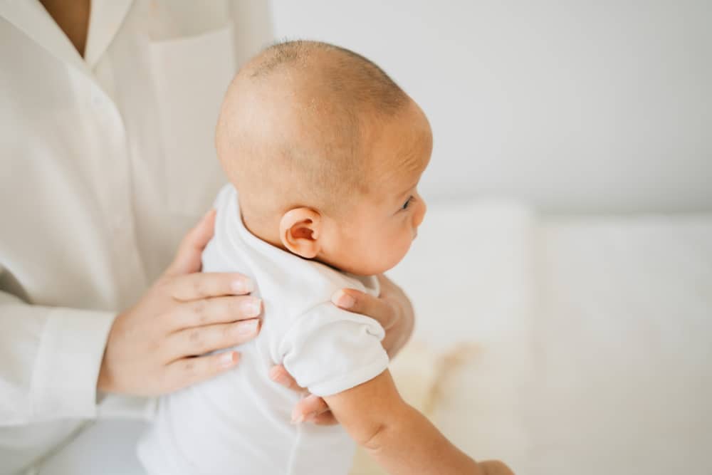 Опасни ли са хълцането при бебета? Не се паникьосвайте първо, мами, нека прочетем това