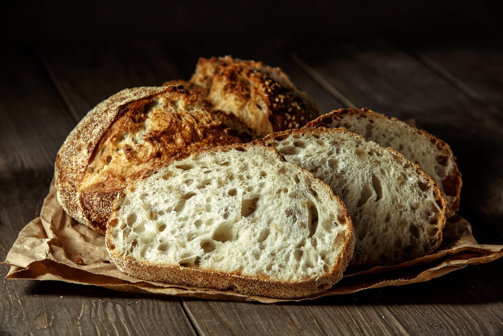 ทำความรู้จักกับ Sourdough Bread เกี่ยวกับโภชนาการ ขนมปังธรรมดาต่างกันอย่างไร?