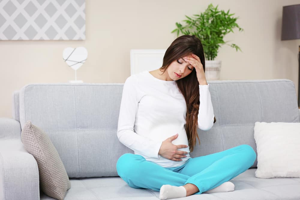 Hamilelikte Sık Baş Ağrısı? Bunlar 5 neden ve bunların üstesinden nasıl gelineceği
