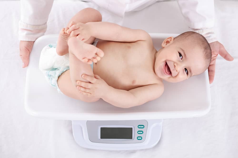 Какво е нормалното тегло на бебето според възрастовия му стадий? Нека знаем тук, майки!