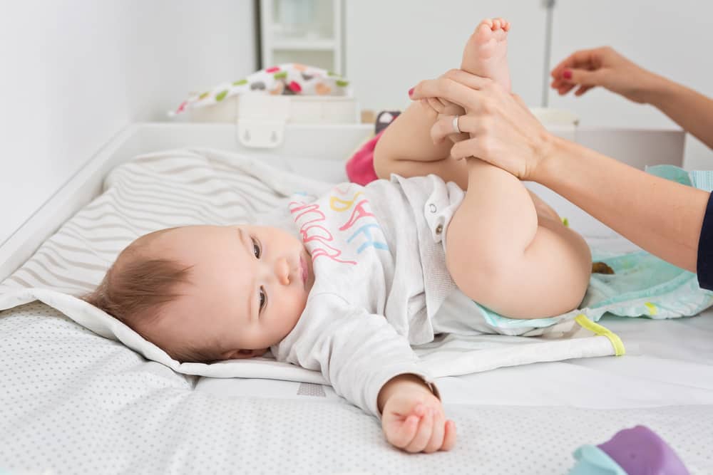 5 Sebab Bayi Tidak BAB dan Cara Mengatasinya, Ibu Harus Tahu!