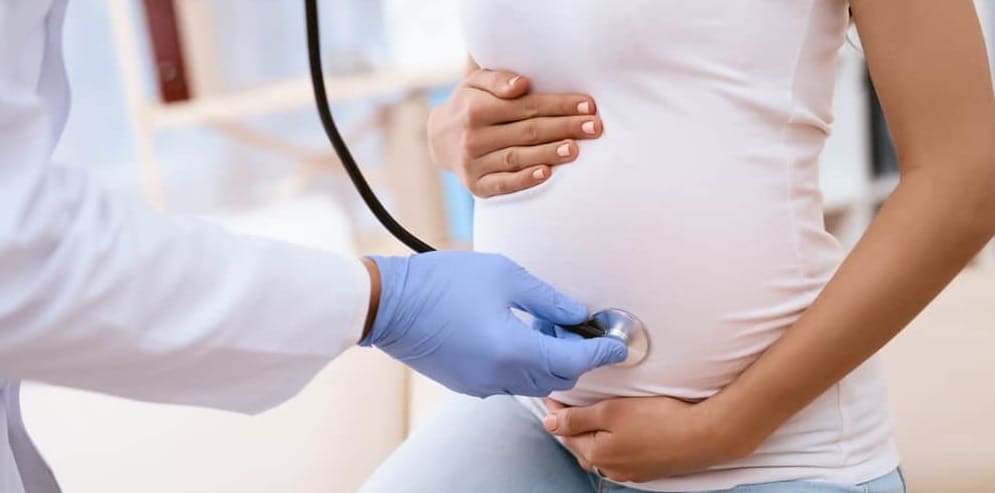 Kesemutan yang kerap semasa mengandung, adakah berbahaya bagi ibu dan janin?
