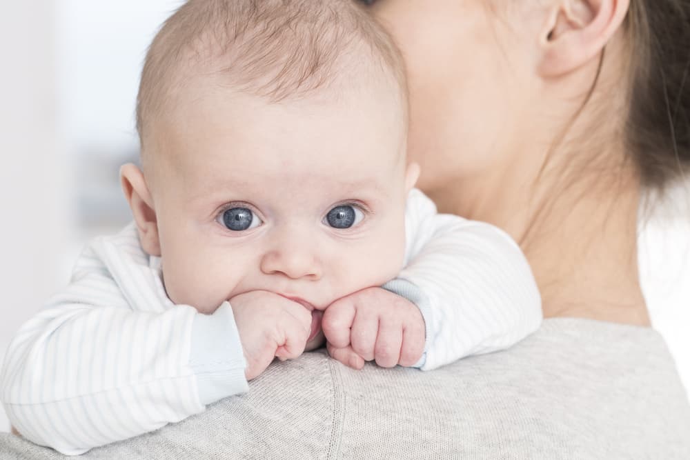 Bebeklerde Katarakt Tanısı: Ameliyat Ne Kadar Önemlidir?