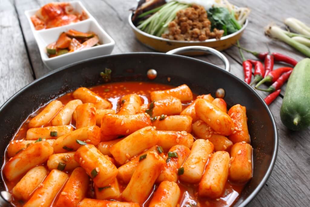 อาหารเกาหลีที่ชอบ: คำแนะนำและผลกระทบต่อร่างกาย