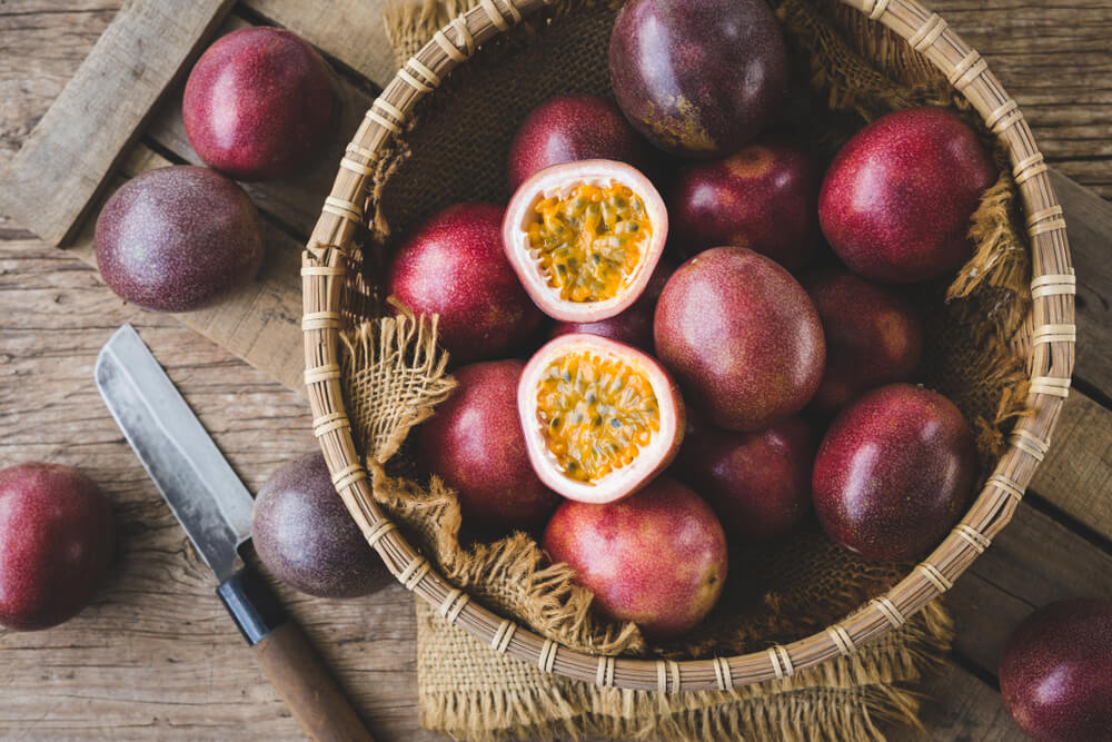الفوائد الصحية لفاكهة الآلام: تحافظ على صحة قلبك ومضادات الأكسدة العالية