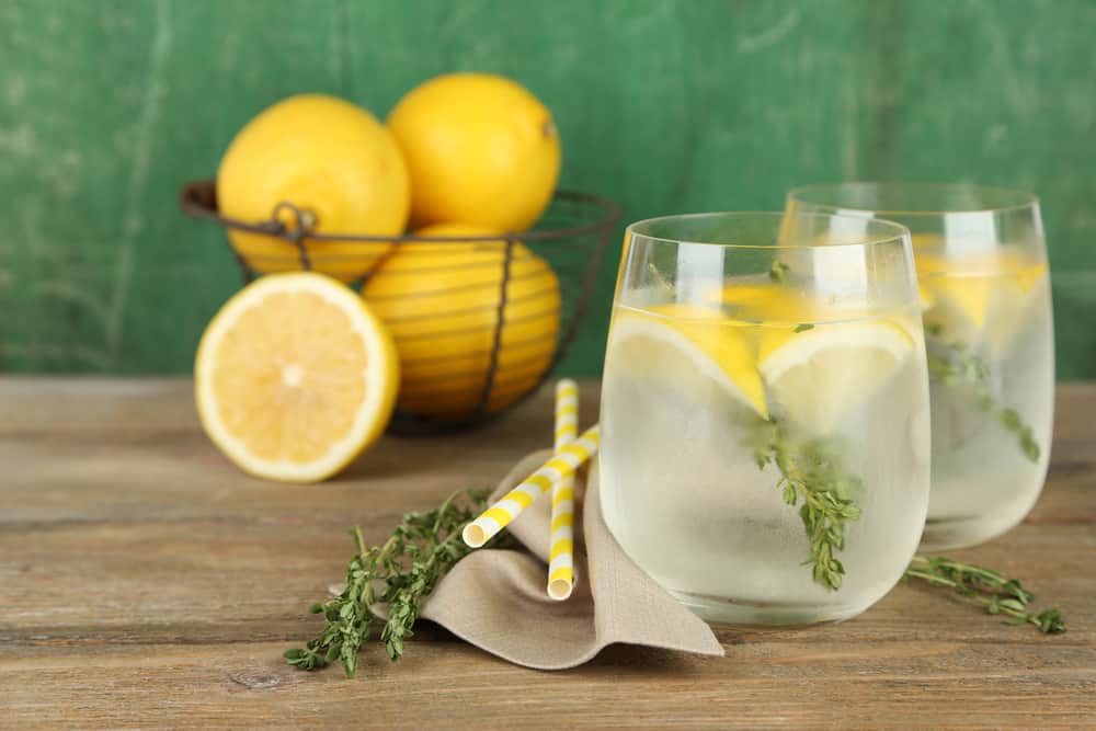 Консумацията на вода с лимон може да ви отслабне, мит или факт?