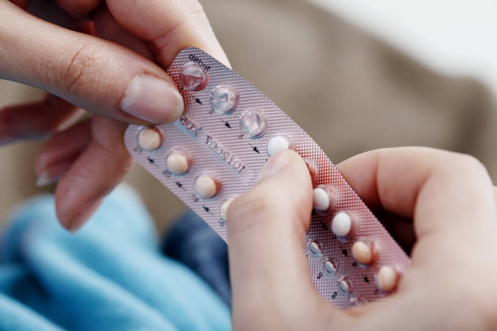Lewat Mengambil Pil Kawalan Kelahiran? Inilah Kesan & Langkah yang Perlu Dilakukan!