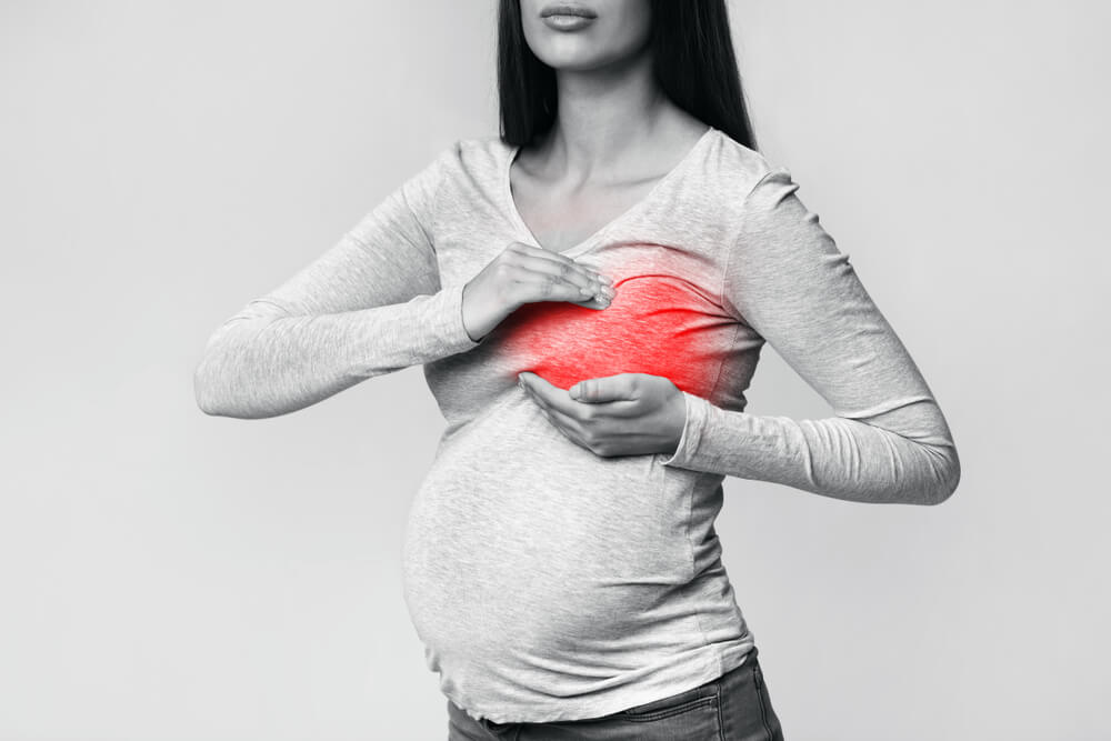 Dolore al seno durante la gravidanza? Niente panico in primo luogo, controlla i fatti qui!