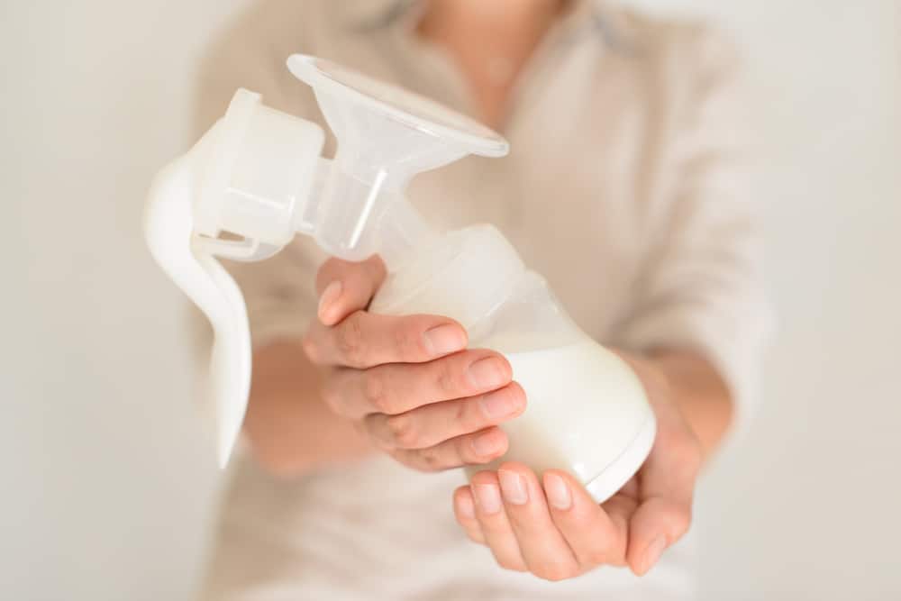 Non commettere errori, ecco come conservare il latte materno per farlo durare più a lungo