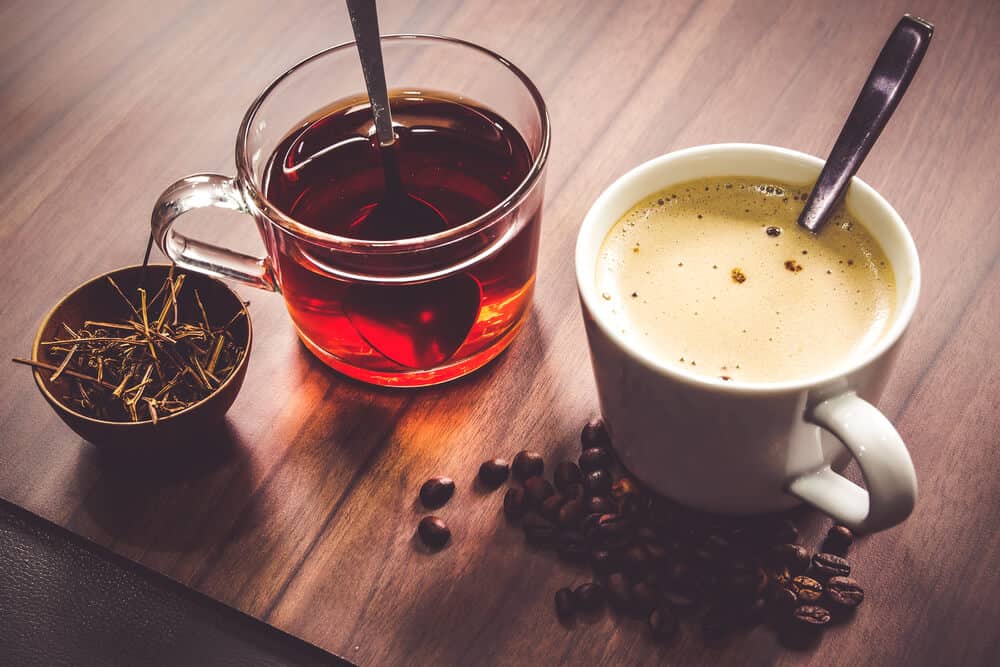 Сравнявайки състава на чай и кафе, кое е по -здравословно?