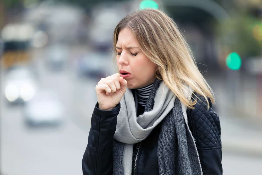 Естествени и безопасни начини за преодоляване на упоритите кашлици, нека опитаме!